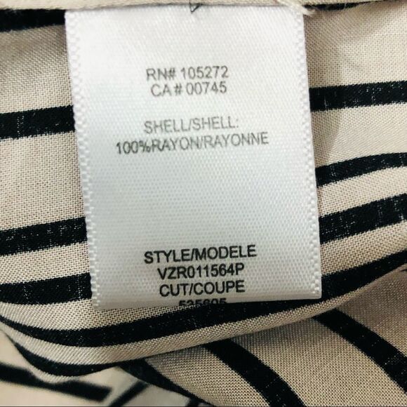 Halston Heritage Smocked Detail Bell Sleeve Striped Button Up Blouse Top XS - Picture 14 of 14